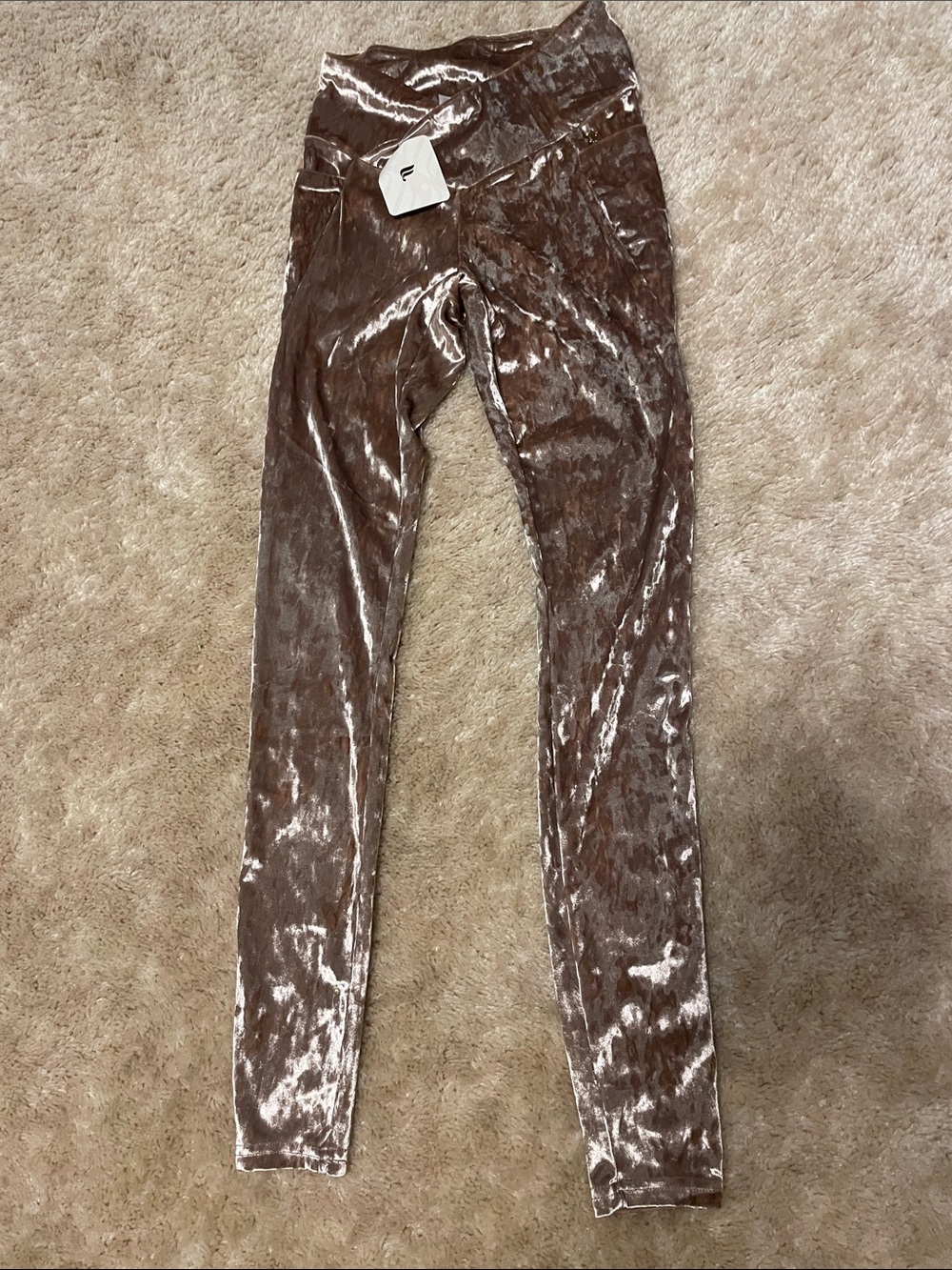 NWT Fabletics Crushed Velvet High-Rise crossover legging in Taupe Brown